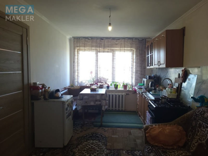 Продаж 1 кімнатної квартири (37/13/15), 2 пов. 2 пов. будинку, <a class="location-link" href="/krasilovka-selo-kv-brovarskij-rajon/" title="Недвижимость Красилівка">Красилівка</a>, будівельників (изображение 2)