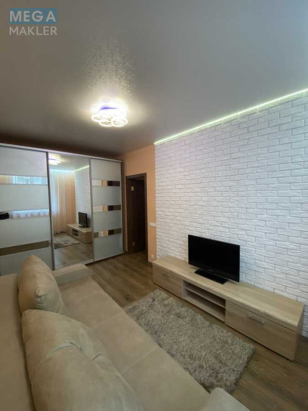 Оренда 2 кімнатної квартири, <a class="location-link" href="/kiev/" title="Недвижимость Київ">Київ</a>, <a class="location-link" href="/kiev/goloseevskij/" title="Недвижимость Голосіївський район">Голосіївський р-н</a>, Практична вул., 2 (изображение 2)