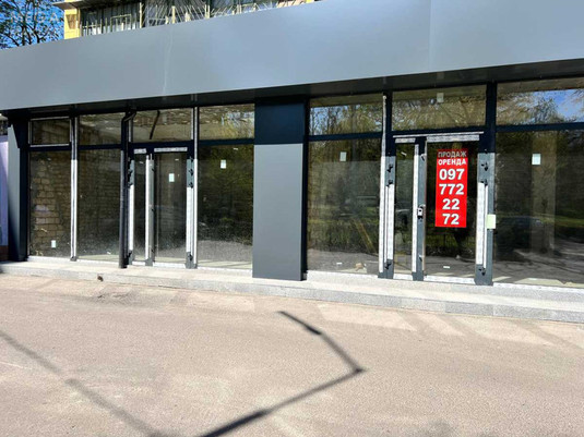 Оренда комерційної нерухомості, 51,50&nbsp;кв.м, под магазин, <a class="location-link" href="/kiev/" title="Недвижимость Київ">Київ</a>, <a class="location-link" href="/kiev/goloseevskij/" title="Недвижимость Голосіївський район">Голосіївський р-н</a>, Голосіївський просп., 108 (изображение 4)