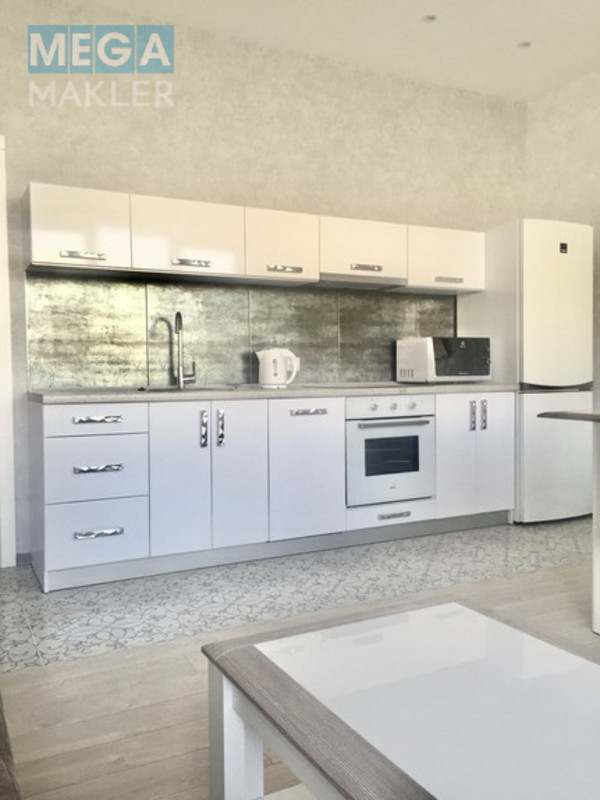 Оренда 2 кімнатної квартири, люкс, <a class="location-link" href="/kiev/" title="Недвижимость Київ">Київ</a>, <a class="location-link" href="/kiev/darnickij/" title="Недвижимость Дарницький район">Дарницький р-н</a>, Трускавецька 6В ( <img src="https://megamakler.com.ua/metro/00ff00.gif" alt="" class="metro" /> м. Осокорки, 7 ) (изображение 5)