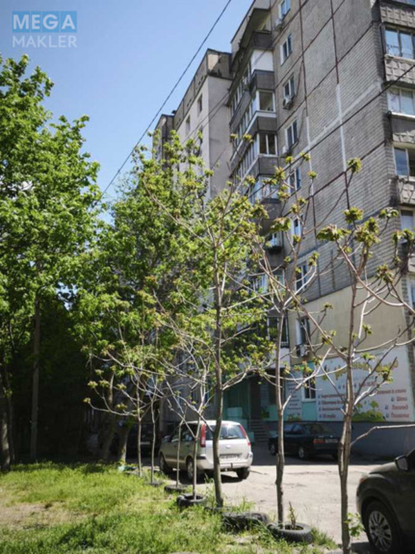 Продаж 2 кімнатної квартири (45/28/8), 4 пов. 9 пов. будинку, <a class="location-link" href="/dnepropetrovsk/" title="Недвижимость Дніпра">Дніпро</a>, Набережна заводська (изображение 3)