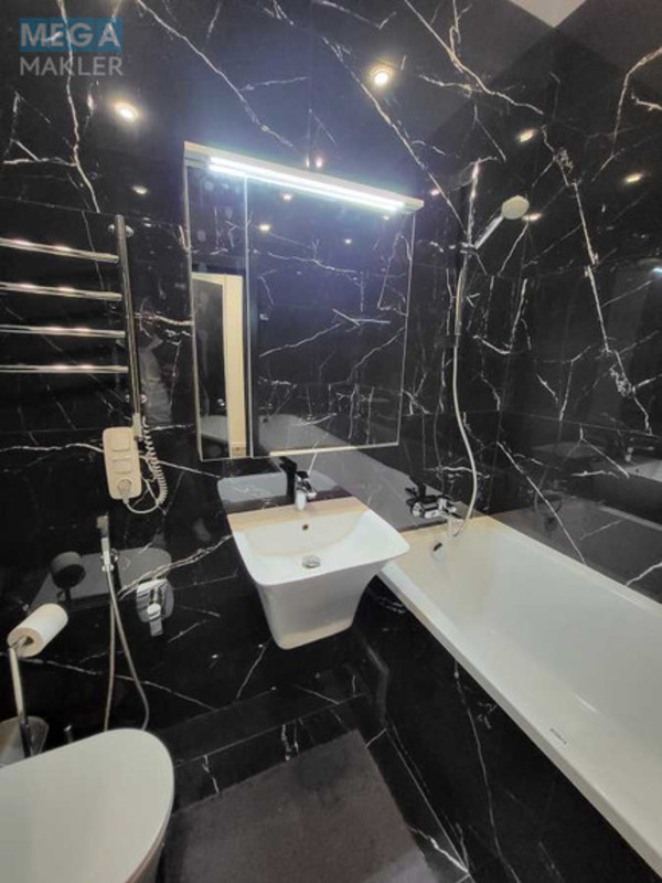 Оренда 1 кімнатної квартири, <a class="location-link" href="/kiev/" title="Недвижимость Київ">Київ</a>, <a class="location-link" href="/kiev/pecherskij/" title="Недвижимость Печерський район">Печерський р-н</a>, Джона Маккейна вул., 1 (изображение 14)