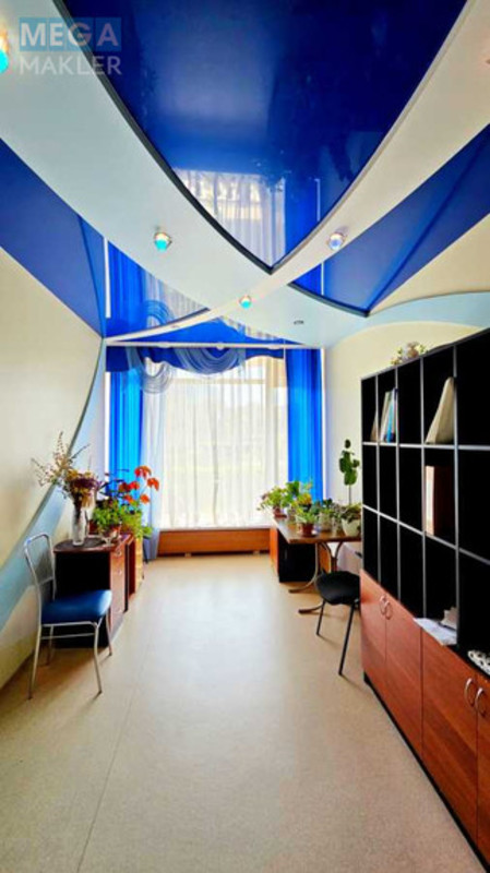 Оренда комерційної нерухомості, 340&nbsp;кв.м, <a class="location-link" href="/dneprodzerzhinsk/" title="Недвижимость Кам'янське">Каменское</a>, проспект Победы, 14 (изображение 9)