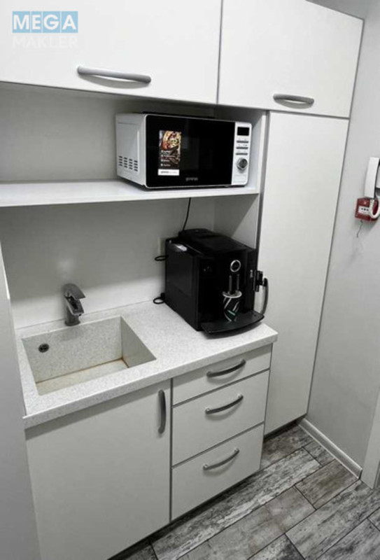 Продаж комерційної нерухомості, 48&nbsp;кв.м, <a class="location-link" href="/kiev/" title="Недвижимость Київ">Київ</a>, <a class="location-link" href="/kiev/dneprovskij/" title="Недвижимость Дніпровський район">Дніпровський р-н</a>, Регенераторная ул., 4 (изображение 10)
