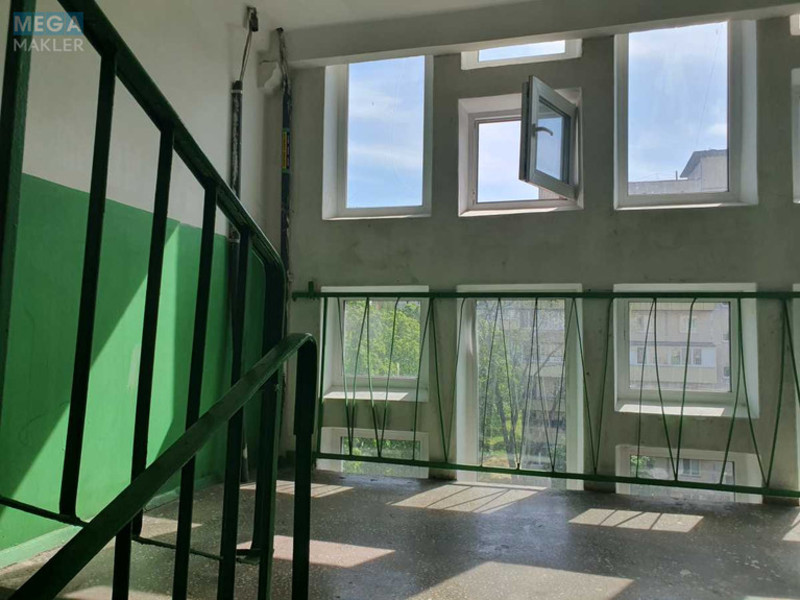 Продаж 2 кімнатної квартири (50/30/6), 6 пов. 9 пов. будинку, <a class="location-link" href="/kiev/" title="Недвижимость Київ">Київ</a>, <a class="location-link" href="/kiev/obolonskij/" title="Недвижимость Оболонський район">Оболонський р-н</a>, Маршала Рокоссовського просп., 4 (изображение 7)