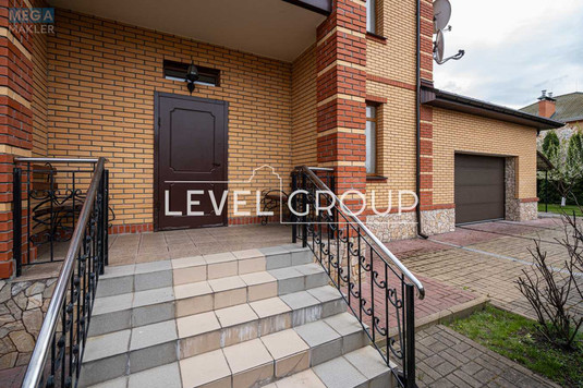 Продаж дома, 2&nbsp;поверху, 419&nbsp;кв.м, 7&nbsp;кімнат, ділянка 10&nbsp;соток, <a class="location-link" href="/kiev/" title="Недвижимость Київ">Київ</a>, <a class="location-link" href="/kiev/desnyanskij/" title="Недвижимость Деснянський район">Деснянський р-н</a>, Радунська вул. (изображение 5)