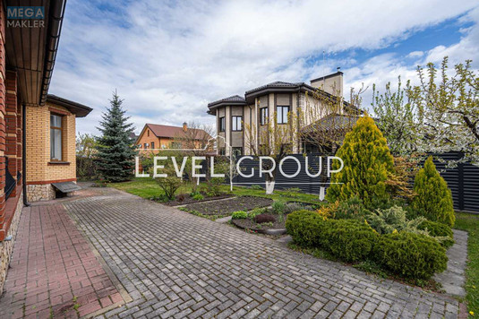 Продаж дома, 2&nbsp;поверху, 419&nbsp;кв.м, 7&nbsp;кімнат, ділянка 10&nbsp;соток, <a class="location-link" href="/kiev/" title="Недвижимость Київ">Київ</a>, <a class="location-link" href="/kiev/desnyanskij/" title="Недвижимость Деснянський район">Деснянський р-н</a>, Радунська вул. (изображение 9)