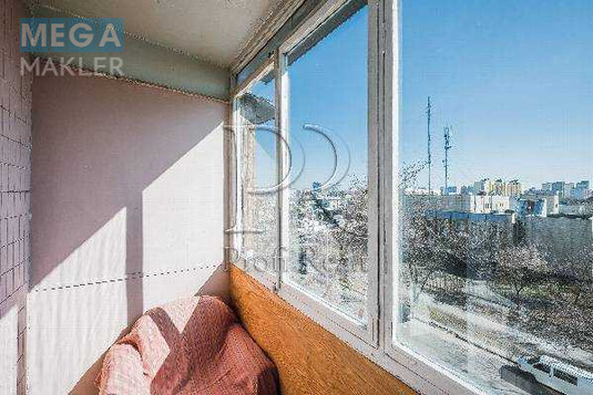 Продаж 3 кімнатної квартири (70/41/9), 5 пов. 9 пов. будинку, <a class="location-link" href="/kiev/" title="Недвижимость Київ">Київ</a>, <a class="location-link" href="/kiev/dneprovskij/" title="Недвижимость Дніпровський район">Дніпровський р-н</a>, Райдужна вулиця, 21А (изображение 10)