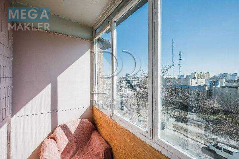 Продаж 3 кімнатної квартири (70/41/9), 5 пов. 9 пов. будинку, <a class="location-link" href="/kiev/" title="Недвижимость Київ">Київ</a>, <a class="location-link" href="/kiev/dneprovskij/" title="Недвижимость Дніпровський район">Дніпровський р-н</a>, Райдужна вулиця, 21А (изображение 10)