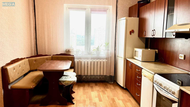 Оренда 1 кімнатної квартири, <a class="location-link" href="/kiev/" title="Недвижимость Київ">Київ</a>, <a class="location-link" href="/kiev/darnickij/" title="Недвижимость Дарницький район">Дарницький р-н</a>, Урлівська вул., 19 (изображение 2)