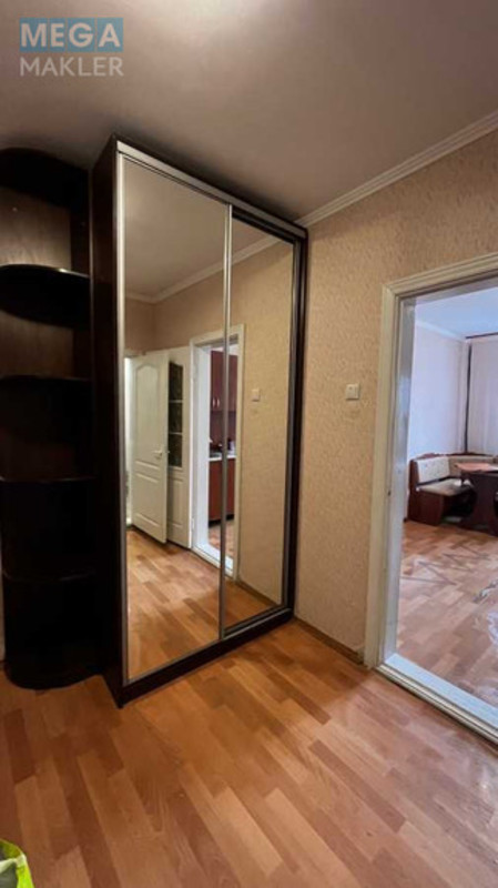 Оренда 1 кімнатної квартири, <a class="location-link" href="/kiev/" title="Недвижимость Київ">Київ</a>, <a class="location-link" href="/kiev/darnickij/" title="Недвижимость Дарницький район">Дарницький р-н</a>, Урлівська вул., 19 (изображение 7)