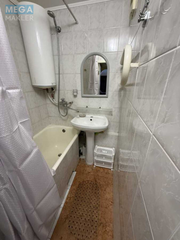 Оренда 2 кімнатної квартири, <a class="location-link" href="/kiev/" title="Недвижимость Київ">Київ</a>, <a class="location-link" href="/kiev/dneprovskij/" title="Недвижимость Дніпровський район">Дніпровський р-н</a>, Братиславская ул., 2 (изображение 15)