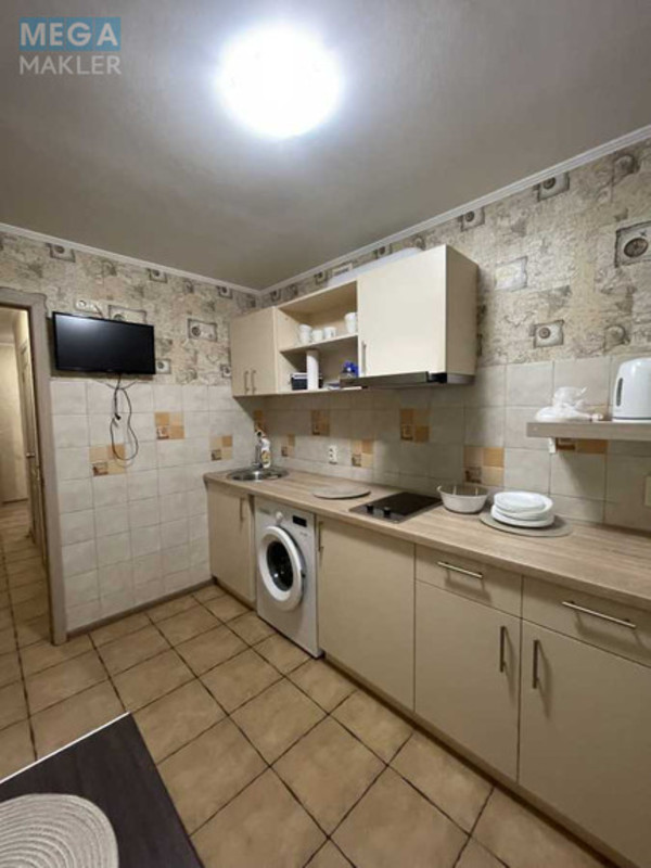 Оренда 1 кімнатної квартири, <a class="location-link" href="/kiev/" title="Недвижимость Київ">Київ</a>, <a class="location-link" href="/kiev/dneprovskij/" title="Недвижимость Дніпровський район">Дніпровський р-н</a>, Дмитрия Багалия ул., 8а (изображение 4)
