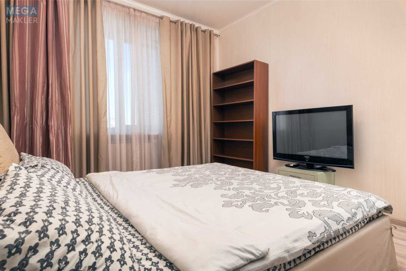Продаж 3 кімнатної квартири (120/59/14), 10 пов. 17 пов. будинку, <a class="location-link" href="/kiev/" title="Недвижимость Київ">Київ</a>, <a class="location-link" href="/kiev/obolonskij/" title="Недвижимость Оболонський район">Оболонський р-н</a>, Маршала Тимошенко ул., 21 (изображение 12)