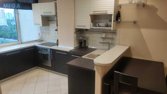 Оренда 2 кімнатної квартири, <a class="location-link" href="/kiev/" title="Недвижимость Київ">Київ</a>, <a class="location-link" href="/kiev/goloseevskij/" title="Недвижимость Голосіївський район">Голосіївський р-н</a>, Ломоносова ул., 60/5 (изображение 4)