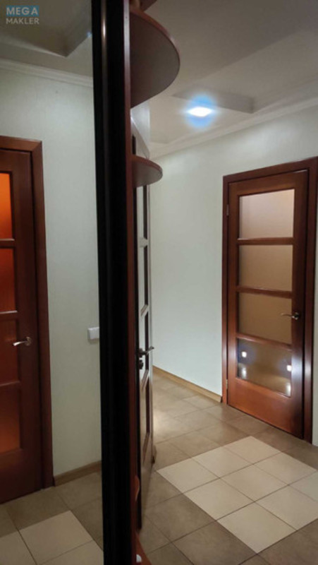 Оренда 2 кімнатної квартири, <a class="location-link" href="/kiev/" title="Недвижимость Київ">Київ</a>, <a class="location-link" href="/kiev/goloseevskij/" title="Недвижимость Голосіївський район">Голосіївський р-н</a>, Ломоносова ул., 60/5 (изображение 21)