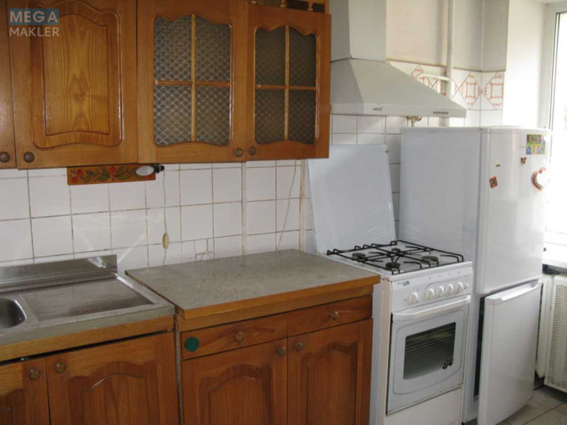 Оренда 2 кімнатної квартири, <a class="location-link" href="/kiev/" title="Недвижимость Київ">Київ</a>, <a class="location-link" href="/kiev/solomenskij/" title="Недвижимость Солом'янський район">Солом'янський р-н</a>, Чоколовский бульв. (изображение 3)