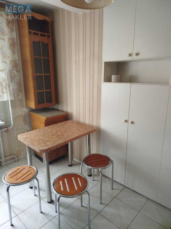 Оренда 2 кімнатної квартири, <a class="location-link" href="/kiev/" title="Недвижимость Київ">Київ</a>, <a class="location-link" href="/kiev/solomenskij/" title="Недвижимость Солом'янський район">Солом'янський р-н</a>, Чоколовский бульв. (изображение 4)