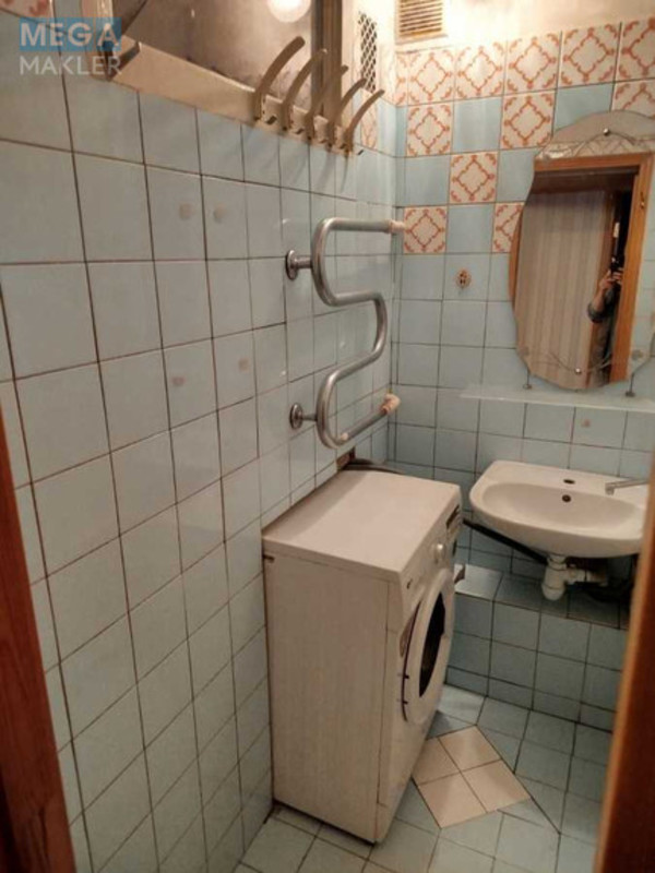 Оренда 2 кімнатної квартири, <a class="location-link" href="/kiev/" title="Недвижимость Київ">Київ</a>, <a class="location-link" href="/kiev/solomenskij/" title="Недвижимость Солом'янський район">Солом'янський р-н</a>, Чоколовский бульв. (изображение 10)
