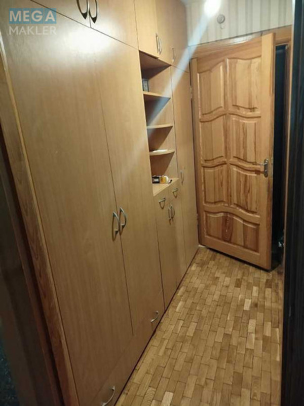 Оренда 2 кімнатної квартири, <a class="location-link" href="/kiev/" title="Недвижимость Київ">Київ</a>, <a class="location-link" href="/kiev/solomenskij/" title="Недвижимость Солом'янський район">Солом'янський р-н</a>, Чоколовский бульв. (изображение 12)