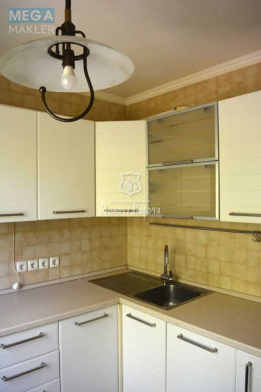 Продаж 2 кімнатної квартири (47/29/6), 5 пов. 5 пов. будинку, <a class="location-link" href="/kiev/" title="Недвижимость Київ">Київ</a>, <a class="location-link" href="/kiev/solomenskij/" title="Недвижимость Солом'янський район">Солом'янський р-н</a>, Метробудівська вул., 7 (изображение 10)