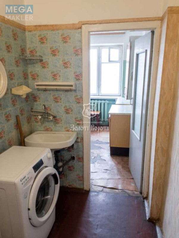 Продаж 7 кімнатної квартири (17,5/?/?), 5 пов. 5 пов. будинку, <a class="location-link" href="/kiev/" title="Недвижимость Київ">Київ</a>, <a class="location-link" href="/kiev/svyatoshinskij/" title="Недвижимость Святошинський район">Святошинський р-н</a>, Академіка Доброхотова вул., 8 (изображение 4)