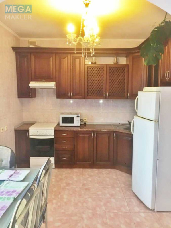 Оренда 1 кімнатної квартири, <a class="location-link" href="/kiev/" title="Недвижимость Київ">Київ</a>, <a class="location-link" href="/kiev/svyatoshinskij/" title="Недвижимость Святошинський район">Святошинський р-н</a>, Феодори Пушиної вул., 19 (изображение 3)
