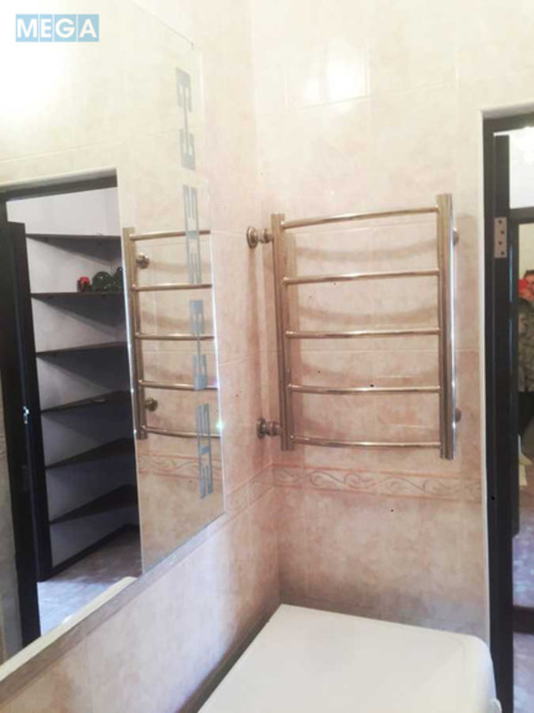 Оренда 1 кімнатної квартири, <a class="location-link" href="/kiev/" title="Недвижимость Київ">Київ</a>, <a class="location-link" href="/kiev/svyatoshinskij/" title="Недвижимость Святошинський район">Святошинський р-н</a>, Феодори Пушиної вул., 19 (изображение 8)
