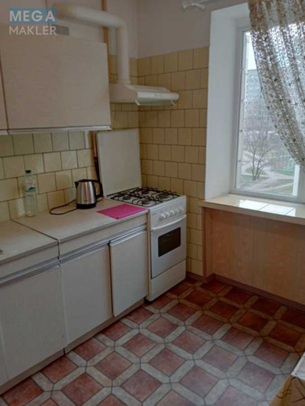 Оренда 1 кімнатної квартири, <a class="location-link" href="/kiev/" title="Недвижимость Київ">Київ</a>, <a class="location-link" href="/kiev/dneprovskij/" title="Недвижимость Дніпровський район">Дніпровський р-н</a>, Романа Шухевича просп., 22 (изображение 9)