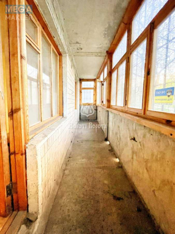 Продаж 5 кімнатної квартири (101/68/9,5), 1 пов. 9 пов. будинку, <a class="location-link" href="/kiev/" title="Недвижимость Київ">Київ</a>, <a class="location-link" href="/kiev/goloseevskij/" title="Недвижимость Голосіївський район">Голосіївський р-н</a>, Васильківська вул., 38 (изображение 3)