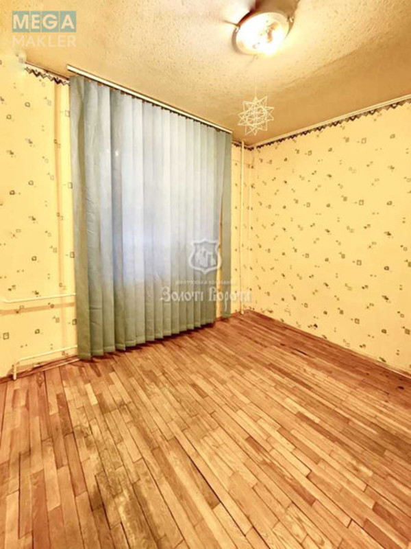 Продаж 5 кімнатної квартири (101/68/9,5), 1 пов. 9 пов. будинку, <a class="location-link" href="/kiev/" title="Недвижимость Київ">Київ</a>, <a class="location-link" href="/kiev/goloseevskij/" title="Недвижимость Голосіївський район">Голосіївський р-н</a>, Васильківська вул., 38 (изображение 12)
