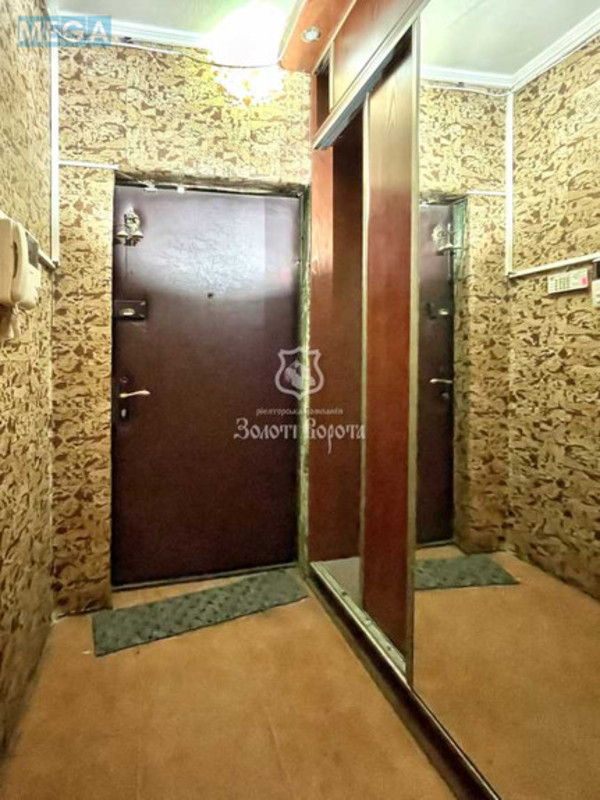 Продаж 5 кімнатної квартири (101/68/9,5), 1 пов. 9 пов. будинку, <a class="location-link" href="/kiev/" title="Недвижимость Київ">Київ</a>, <a class="location-link" href="/kiev/goloseevskij/" title="Недвижимость Голосіївський район">Голосіївський р-н</a>, Васильківська вул., 38 (изображение 19)