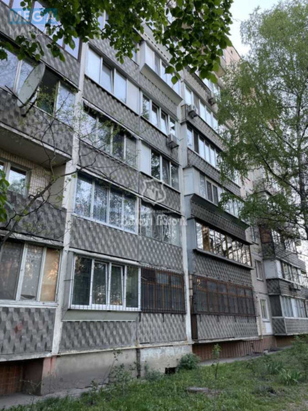 Продаж 5 кімнатної квартири (101/68/9,5), 1 пов. 9 пов. будинку, <a class="location-link" href="/kiev/" title="Недвижимость Київ">Київ</a>, <a class="location-link" href="/kiev/goloseevskij/" title="Недвижимость Голосіївський район">Голосіївський р-н</a>, Васильківська вул., 38 (изображение 23)
