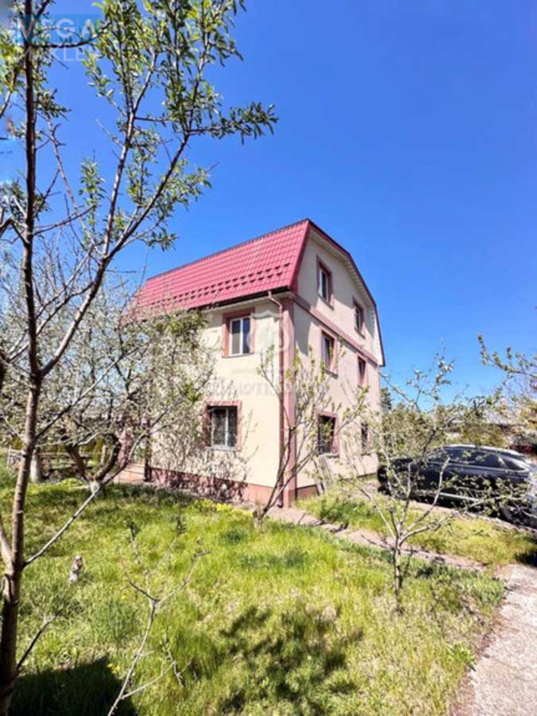 Продаж дома, 3&nbsp;поверху, 138,80&nbsp;кв.м, 4&nbsp;кімнати, ділянка 14,72&nbsp;соток, <a class="location-link" href="/podgorcy-selo/" title="Недвижимость Підгірці">Підгірці</a>, Боровкова, 5а (изображение 2)