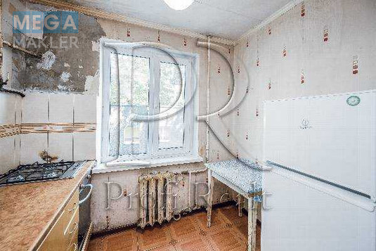 Продаж 2 кімнатної квартири (45/27/8), 1 пов. 9 пов. будинку, <a class="location-link" href="/kiev/" title="Недвижимость Київ">Київ</a>, <a class="location-link" href="/kiev/svyatoshinskij/" title="Недвижимость Святошинський район">Святошинський р-н</a>, Юри Гната вулиця, 12 (изображение 7)