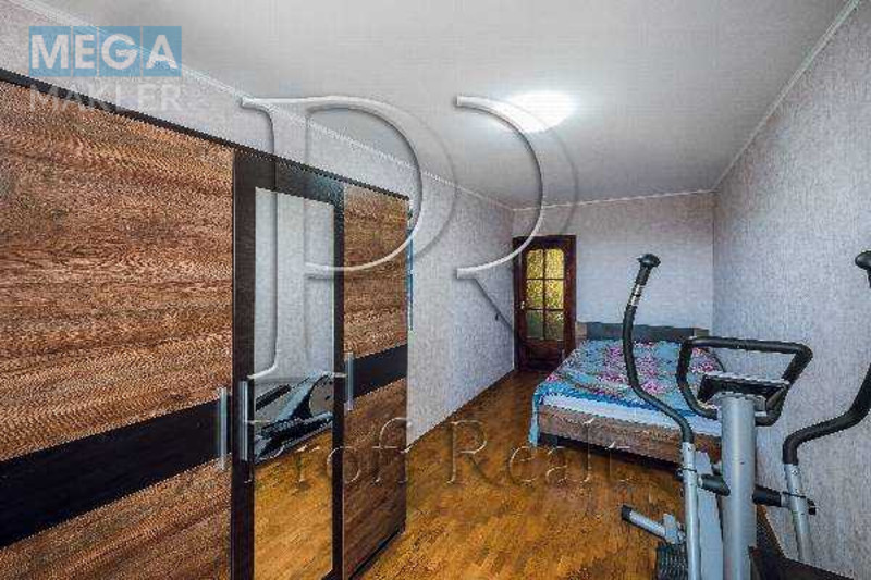 Продаж 3 кімнатної квартири (63/42/8), 8 пов. 9 пов. будинку, <a class="location-link" href="/kiev/" title="Недвижимость Київ">Київ</a>, <a class="location-link" href="/kiev/svyatoshinskij/" title="Недвижимость Святошинський район">Святошинський р-н</a>, Наумова Генерала вулиця, 41 (изображение 8)