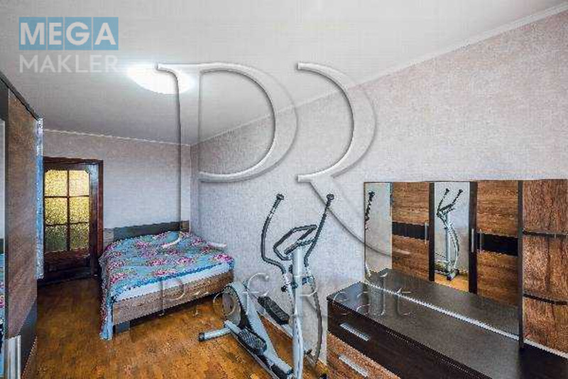 Продаж 3 кімнатної квартири (63/42/8), 8 пов. 9 пов. будинку, <a class="location-link" href="/kiev/" title="Недвижимость Київ">Київ</a>, <a class="location-link" href="/kiev/svyatoshinskij/" title="Недвижимость Святошинський район">Святошинський р-н</a>, Наумова Генерала вулиця, 41 (изображение 10)