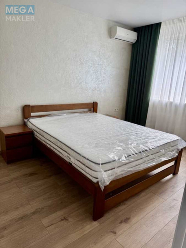 Оренда 1 кімнатної квартири, <a class="location-link" href="/kiev/" title="Недвижимость Київ">Київ</a>, <a class="location-link" href="/kiev/darnickij/" title="Недвижимость Дарницький район">Дарницький р-н</a>, Архітектора Вербицького вул., 1в (изображение 3)