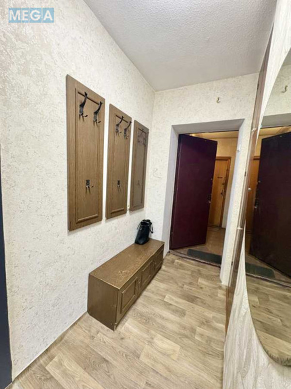 Оренда 1 кімнатної квартири, <a class="location-link" href="/kiev/" title="Недвижимость Київ">Київ</a>, <a class="location-link" href="/kiev/podolskij/" title="Недвижимость Подільський район">Подільський р-н</a>, Копилівська вул., 10А (изображение 11)