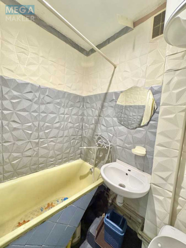 Оренда 1 кімнатної квартири, <a class="location-link" href="/kiev/" title="Недвижимость Київ">Київ</a>, <a class="location-link" href="/kiev/podolskij/" title="Недвижимость Подільський район">Подільський р-н</a>, Копилівська вул., 10А (изображение 12)