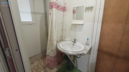 Оренда 1 кімнатної квартири, <a class="location-link" href="/odessa/" title="Недвижимость Одеса">Одеса</a>, <a class="location-link" href="/odessa/leninskij/" title="Недвижимость Ленинский район">Ленинский р-н</a>, Южная дорога, 35 (изображение 4)