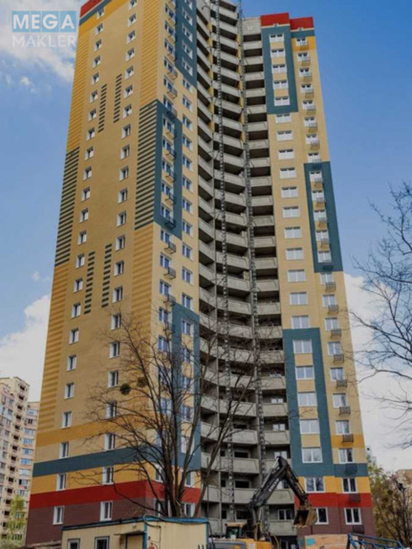 Продаж 3 кімнатної квартири (81,9/42,7/12,2), 9 пов. 24 пов. будинку, <a class="location-link" href="/kiev/" title="Недвижимость Київ">Київ</a>, <a class="location-link" href="/kiev/goloseevskij/" title="Недвижимость Голосіївський район">Голосіївський р-н</a>, Академіка Глушкова просп., 6 (изображение 2)