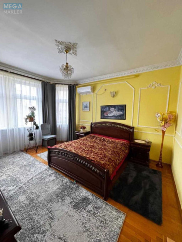 Продаж дома, 2&nbsp;поверху, 491&nbsp;кв.м, 8&nbsp;кімнат, ділянка 10&nbsp;соток, <a class="location-link" href="/kiev/" title="Недвижимость Київ">Київ</a>, <a class="location-link" href="/kiev/desnyanskij/" title="Недвижимость Деснянський район">Деснянський р-н</a>, Радунская ул. (изображение 23)