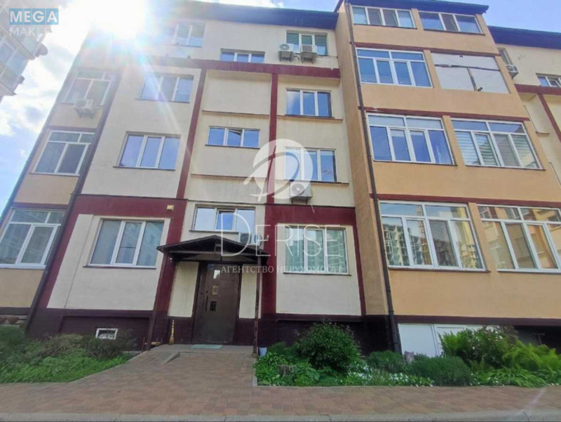 Продаж 1 кімнатної квартири (36/17/9), 2 пов. 4 пов. будинку, <a class="location-link" href="/kiev/" title="Недвижимость Київ">Київ</a>, <a class="location-link" href="/kiev/goloseevskij/" title="Недвижимость Голосіївський район">Голосіївський р-н</a>, Степана Рудницького вул., 2Г (изображение 2)