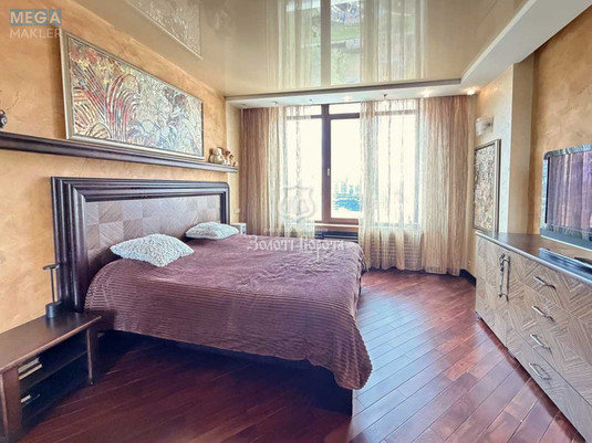 Продаж 4 кімнатної квартири (160/95/8), 7 пов. 8 пов. будинку, <a class="location-link" href="/kiev/" title="Недвижимость Київ">Київ</a>, <a class="location-link" href="/kiev/goloseevskij/" title="Недвижимость Голосіївський район">Голосіївський р-н</a>, Жилянська вул., 59 (изображение 5)