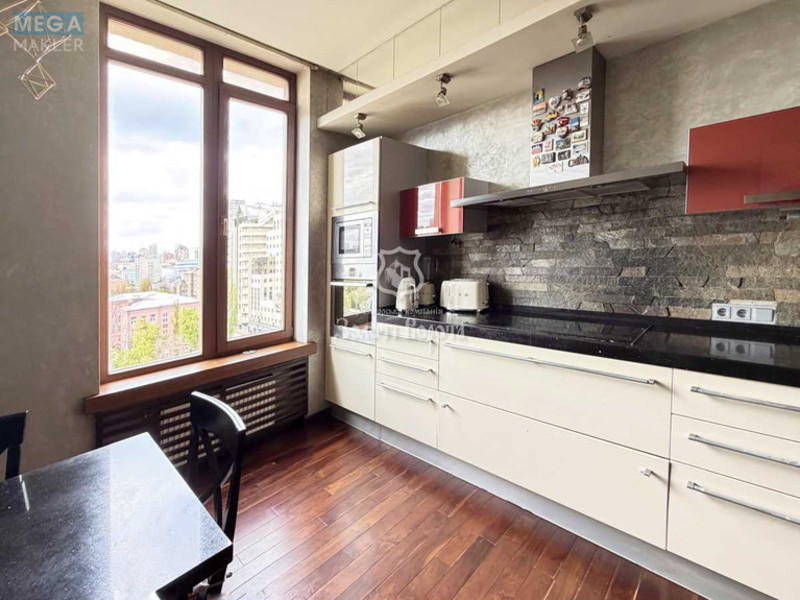 Продаж 4 кімнатної квартири (160/95/8), 7 пов. 8 пов. будинку, <a class="location-link" href="/kiev/" title="Недвижимость Київ">Київ</a>, <a class="location-link" href="/kiev/goloseevskij/" title="Недвижимость Голосіївський район">Голосіївський р-н</a>, Жилянська вул., 59 (изображение 12)