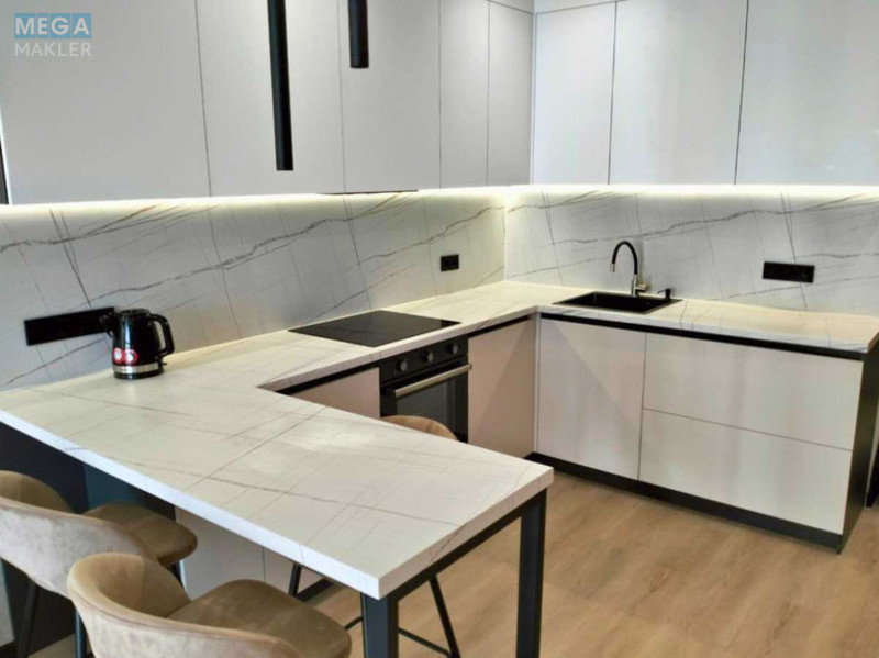 Оренда 2 кімнатної квартири, <a class="location-link" href="/kiev/" title="Недвижимость Київ">Київ</a>, <a class="location-link" href="/kiev/dneprovskij/" title="Недвижимость Дніпровський район">Дніпровський р-н</a>, Микільсько-Слобідська вул., 15 (изображение 3)