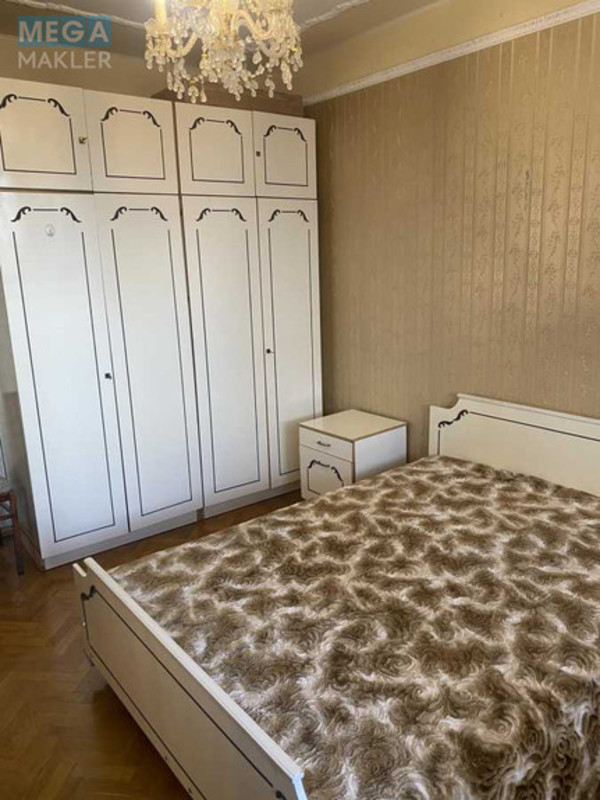 Оренда 3 кімнатної квартири, <a class="location-link" href="/kiev/" title="Недвижимость Київ">Київ</a>, <a class="location-link" href="/kiev/solomenskij/" title="Недвижимость Солом'янський район">Солом'янський р-н</a>, Вадима Гетьмана ул., 44 (изображение 10)