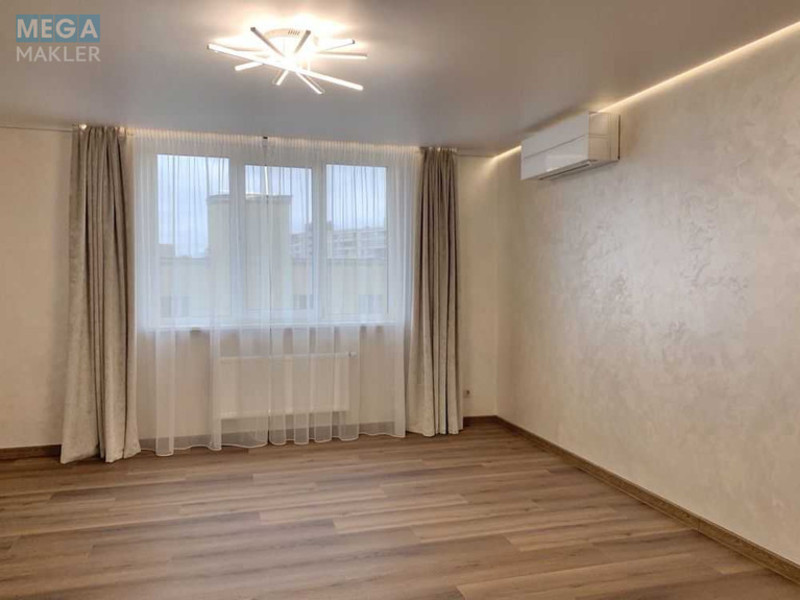 Оренда 3 кімнатної квартири, <a class="location-link" href="/kiev/" title="Недвижимость Київ">Київ</a>, <a class="location-link" href="/kiev/solomenskij/" title="Недвижимость Солом'янський район">Солом'янський р-н</a>, Михайла Максимовича вул., 32Б (изображение 3)