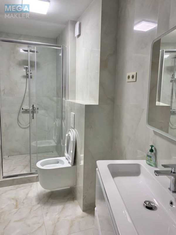 Оренда 3 кімнатної квартири, <a class="location-link" href="/kiev/" title="Недвижимость Київ">Київ</a>, <a class="location-link" href="/kiev/solomenskij/" title="Недвижимость Солом'янський район">Солом'янський р-н</a>, Михайла Максимовича вул., 32Б (изображение 13)